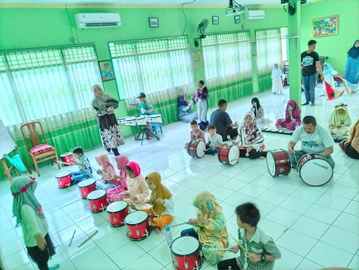 Ekskul Drum Band TK Islam Al Azhar 3 Cirebon